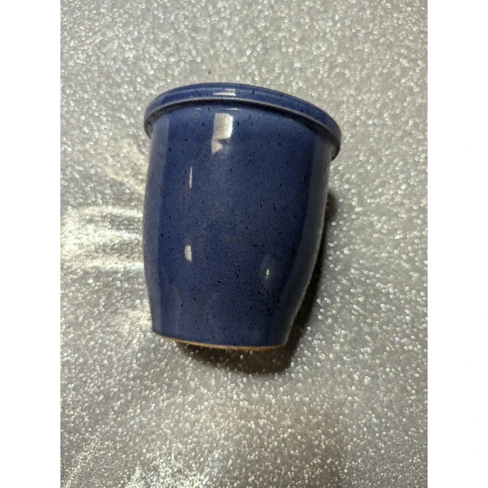 Vintage Brothers Norwich Ontario‎ Canada Blue medium planter flower pot